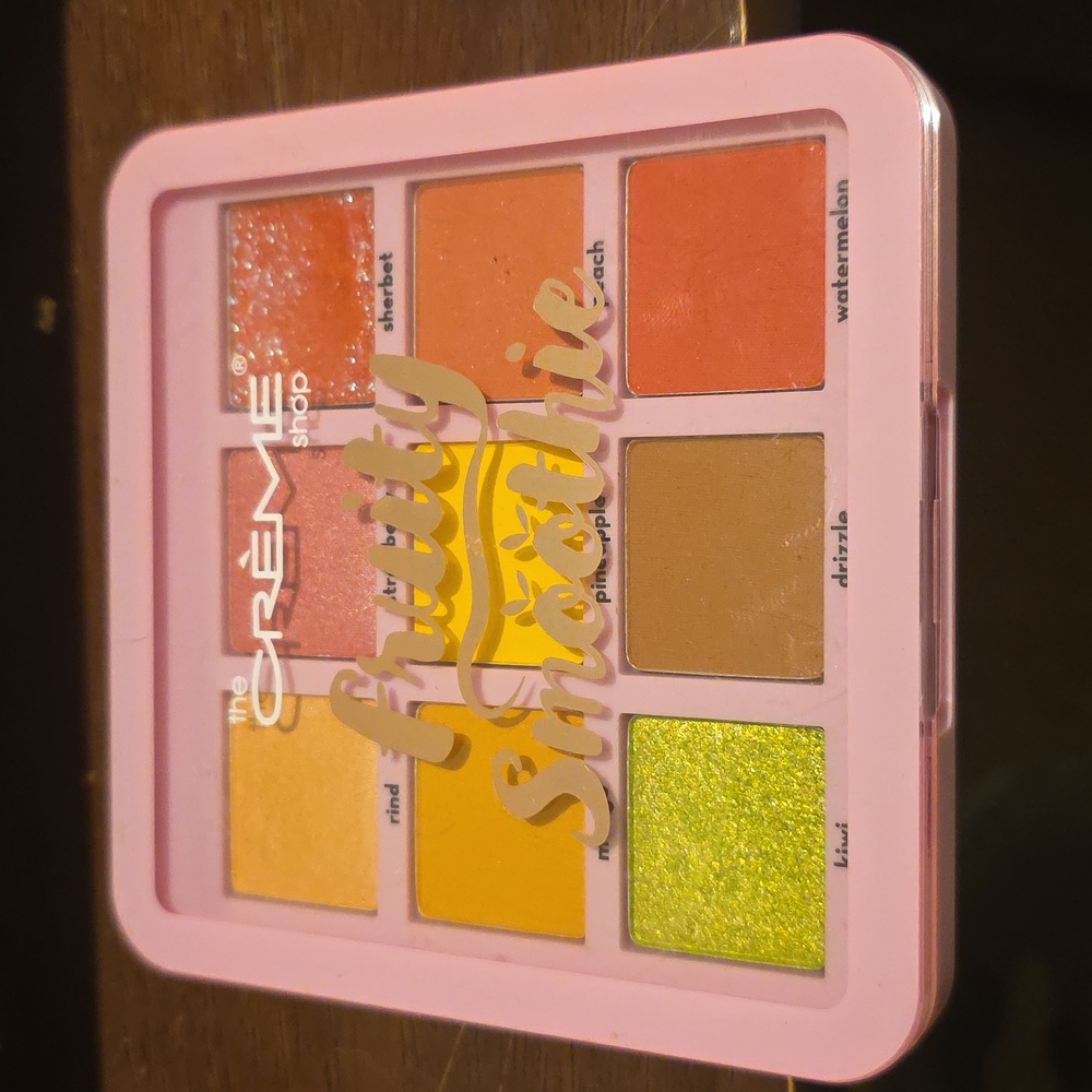 The creme shop fruity smoothie eyeshadow palette